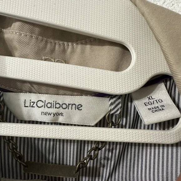Liz Claiborne New York Double Breasted Trench Coat XL Khaki Belted Minimalist - Picture 3 of 6